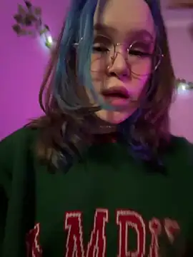 Snapshot of MaddisonHaas chatting on December 2024 12:20:02 AM MaddisonHaas online show from December 2024 12:20:02 AM