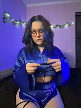 Snapshot of MaddisonHaas chatting on December 2024 07:06:01 PM MaddisonHaas online show from December 2024 07:06:01 PM