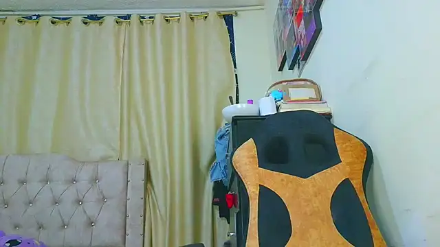 Samary thomas online show from April 2026 01:47:02 AM