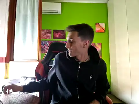 Snapshot of MASTERBULLY chatting on October 2025 10:34:02 AM MASTERBULLY online show from October 2025 10:34:02 AM