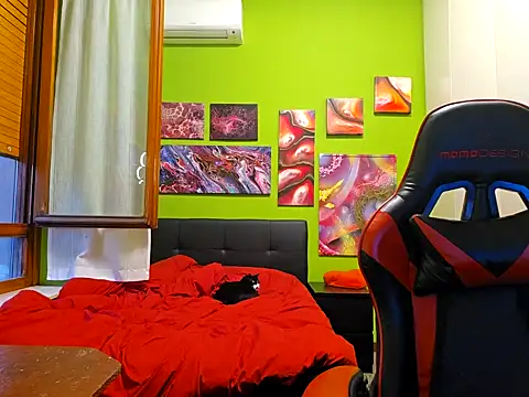 Snapshot of MASTERBULLY chatting on October 2025 04:30:01 PM MASTERBULLY online show from October 2025 04:30:01 PM