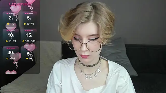 Angel Jules online show from February 2025 04:07:02 AM