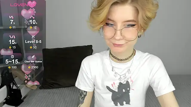 Angel Jules online show from February 2025 01:00:01 AM