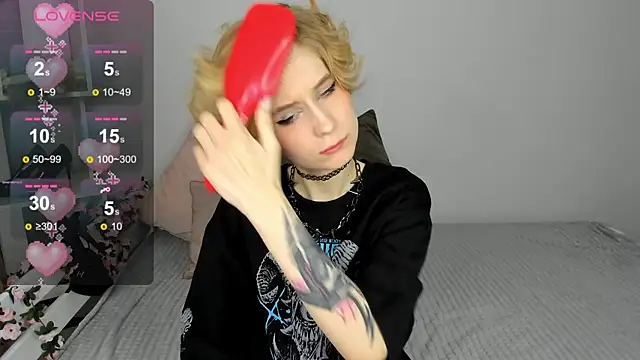 Angel Jules online show from March 2025 01:01:01 AM