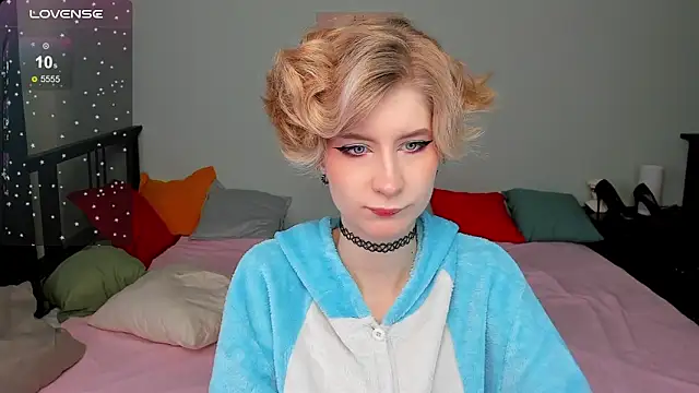 Angel Jules online show from September 2025 12:58:02 AM