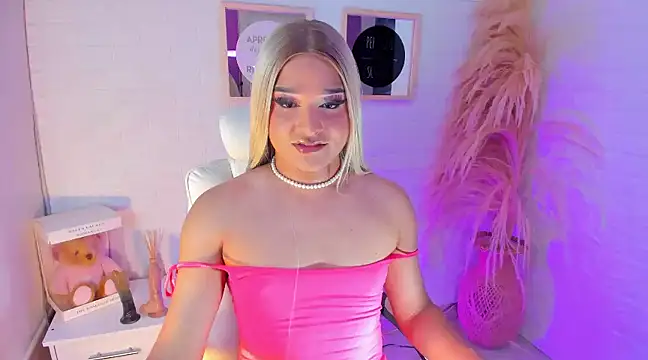 Snapshot of Elody_Preysler69 chatting on January 2025 07:05:01 AM Elody Preysler69 online show from January 2025 07:05:01 AM