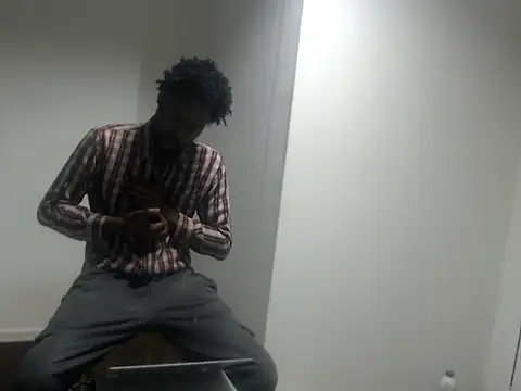 Mastertopdome online show from October 2025 01:48:02 AM