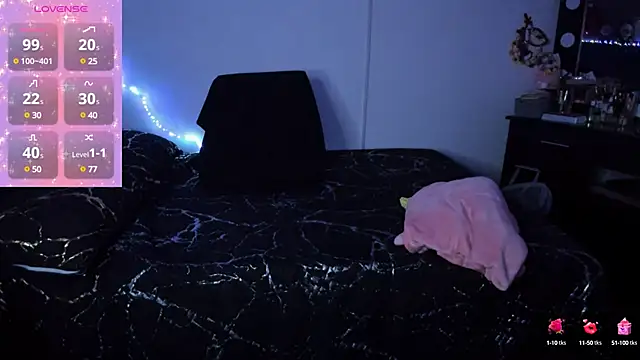 Snapshot of Ivonnee__ chatting on January 2025 06:12:01 AM Ivonnee online show from January 2025 06:12:01 AM