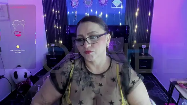 Ivonnee   online show from July 2026 12:03:01 AM