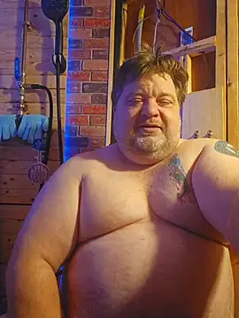 Snapshot of alienbunny chatting on December 2025 04:43:02 AM alienbunny online show from December 2025 04:43:02 AM