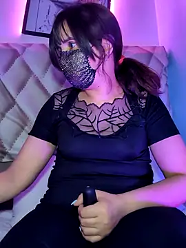 Lina lolo online show from May 2026 06:37:01 PM