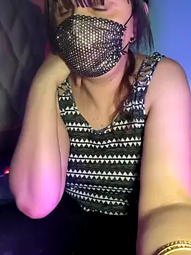 Lina lolo online show from June 2026 12:02:02 AM