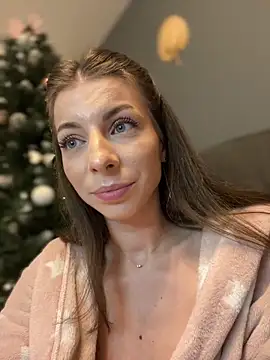 Mia Ethan online show from January 2025 04:22:02 PM