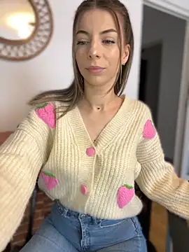 Mia Ethan online show from October 2025 07:26:02 AM