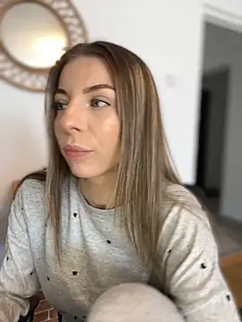 Mia Ethan online show from October 2025 08:37:02 AM