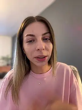 Mia Ethan online show from July 2026 03:39:01 PM