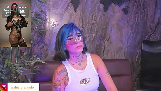Snapshot of Alahia_Dangelo chatting on December 2025 05:29:01 PM Alahia Dangelo online show from December 2025 05:29:01 PM