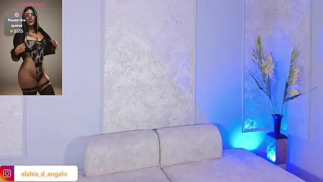 Alahia Dangelo online show from July 2026 03:36:02 PM