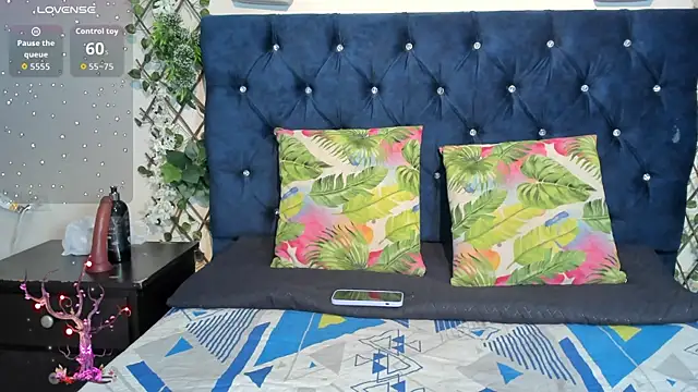  maria foxx  online show from November 2025 10:25:01 PM