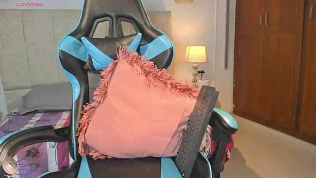 Snapshot of _maria_foxx_ chatting on March 2026 01:00:01 PM maria foxx online show from March 2026 01:00:01 PM