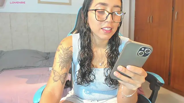 Snapshot of _maria_foxx_ chatting on April 2026 04:44:02 PM maria foxx online show from April 2026 04:44:02 PM