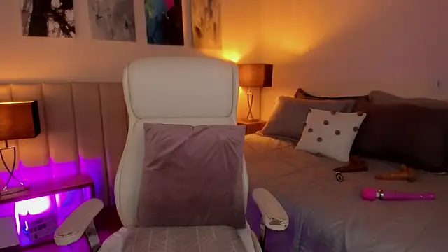 Snapshot of DaniRousse chatting on January 2026 04:21:02 PM DaniRousse online show from January 2026 04:21:02 PM