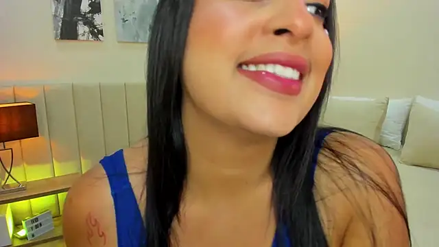 Snapshot of DaniRousse chatting on March 2026 12:25:02 AM DaniRousse online show from March 2026 12:25:02 AM