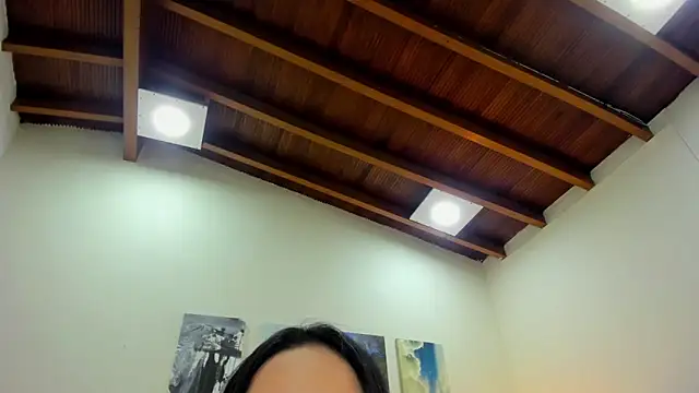 Snapshot of DaniRousse chatting on March 2026 08:01:01 PM DaniRousse online show from March 2026 08:01:01 PM