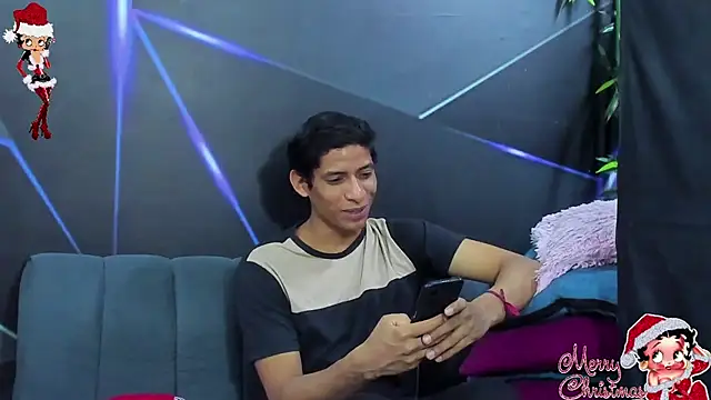 Snapshot of playsgirlhot chatting on November 2025 11:13:01 PM playsgirlhot online show from November 2025 11:13:01 PM