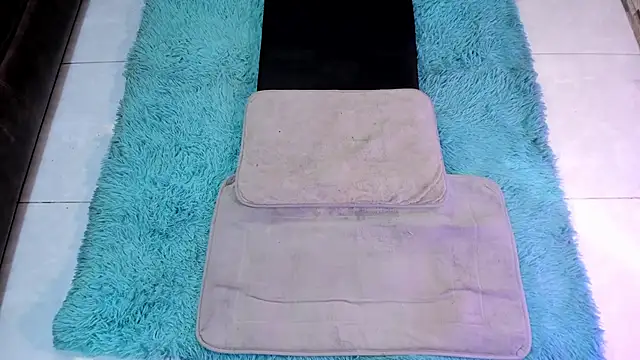 Eilin clio online show from November 2025 08:08:01 PM