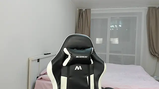 Snapshot of endlesssoffi chatting on December 2024 07:09:02 PM endlesssoffi online show from December 2024 07:09:02 PM