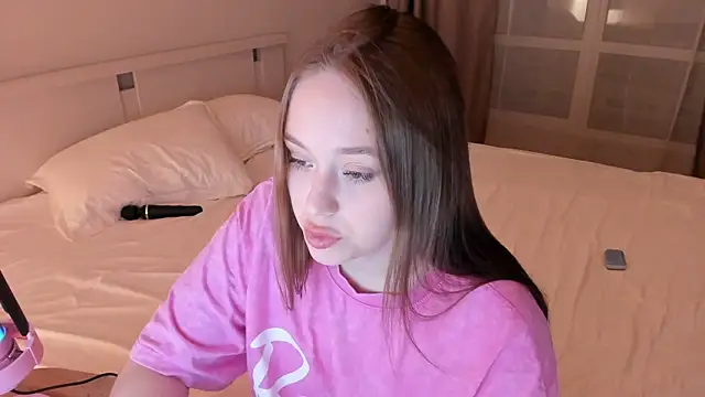 Snapshot of endlesssoffi chatting on January 2025 01:18:02 AM endlesssoffi online show from January 2025 01:18:02 AM