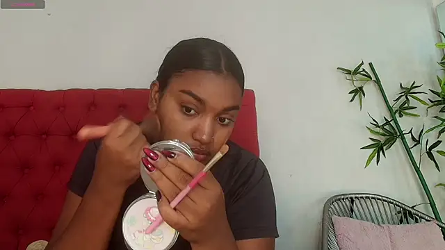 kayna gomez online show from July 2026 07:05:01 PM