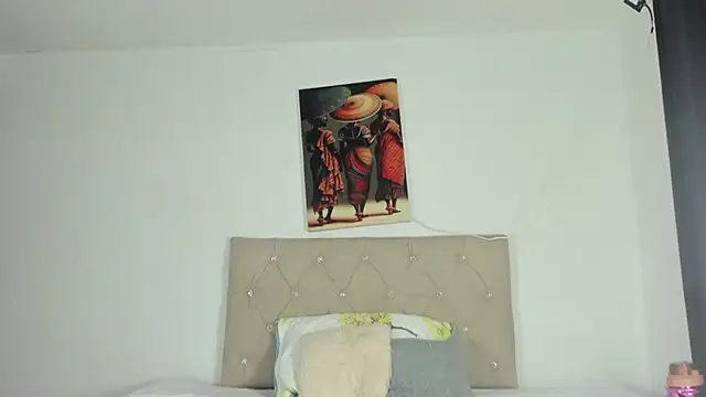 Snapshot of Milkdulce1 chatting on January 2025 10:22:02 AM Milkdulce1 online show from January 2025 10:22:02 AM