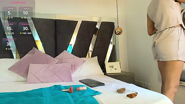 Snapshot of Milkdulce1 chatting on September 2025 12:49:01 PM Milkdulce1 online show from September 2025 12:49:01 PM