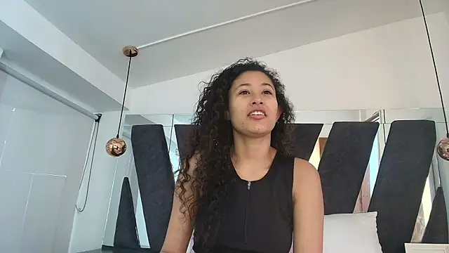 Snapshot of Milkdulce1 chatting on September 2025 12:49:02 PM Milkdulce1 online show from September 2025 12:49:02 PM