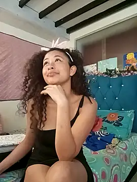 Snapshot of Milkdulce1 chatting on April 2026 02:01:02 PM Milkdulce1 online show from April 2026 02:01:02 PM