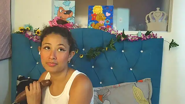 Snapshot of Milkdulce1 chatting on April 2026 03:59:01 PM Milkdulce1 online show from April 2026 03:59:01 PM