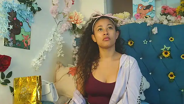 Snapshot of Milkdulce1 chatting on May 2026 03:17:02 PM Milkdulce1 online show from May 2026 03:17:02 PM
