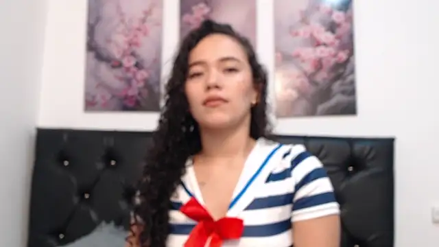 amaranta f00x online show from September 2025 01:00:02 PM