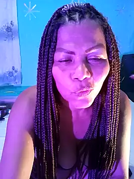 dulcesilvana10 online show from December 2024 02:34:02 AM