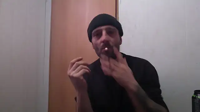 Snapshot of serjdj90 chatting on March 2026 09:00:01 AM serjdj90 online show from March 2026 09:00:01 AM