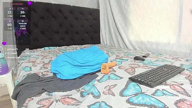 emi henao online show from February 2025 07:36:01 PM