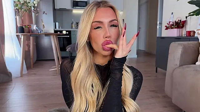 Snapshot of creambaby1 chatting on April 2026 06:51:02 AM creambaby1 online show from April 2026 06:51:02 AM