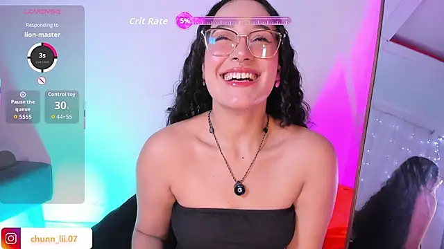 chunn liioo online show from November 2025 12:32:01 AM