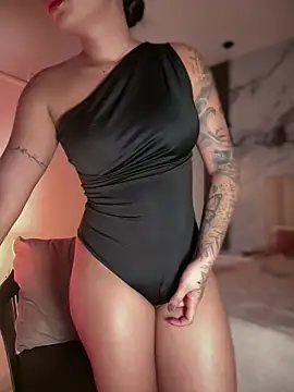 Pink Jazmin online show from May 2026 03:13:01 AM