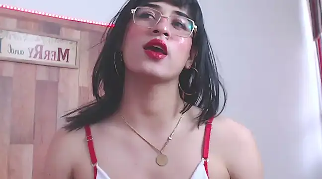 Raven Whisper online show from December 2024 07:44:01 PM