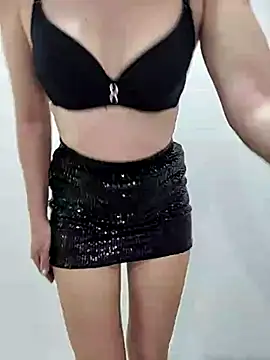 Snapshot of NEW_CRYSTAL chatting on March 2025 07:02:02 AM NEW CRYSTAL online show from March 2025 07:02:02 AM