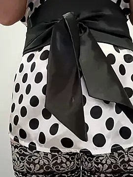 Snapshot of NEW_CRYSTAL chatting on September 2025 06:36:01 AM NEW CRYSTAL online show from September 2025 06:36:01 AM