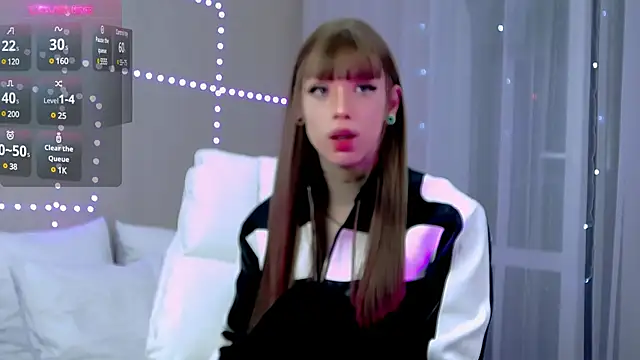 Snapshot of Dasha_M chatting on January 2025 03:01:02 PM Dasha M online show from January 2025 03:01:02 PM